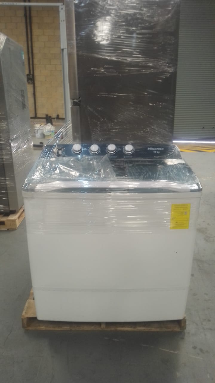 Lote conformado por: 1 REFRIGERADOR - 1 LAVADORA
