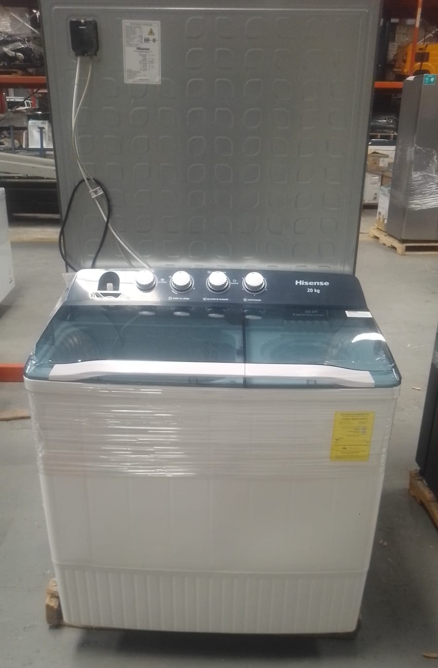 Lote conformado por: 1 REFRIGERADOR - 1 LAVADORA