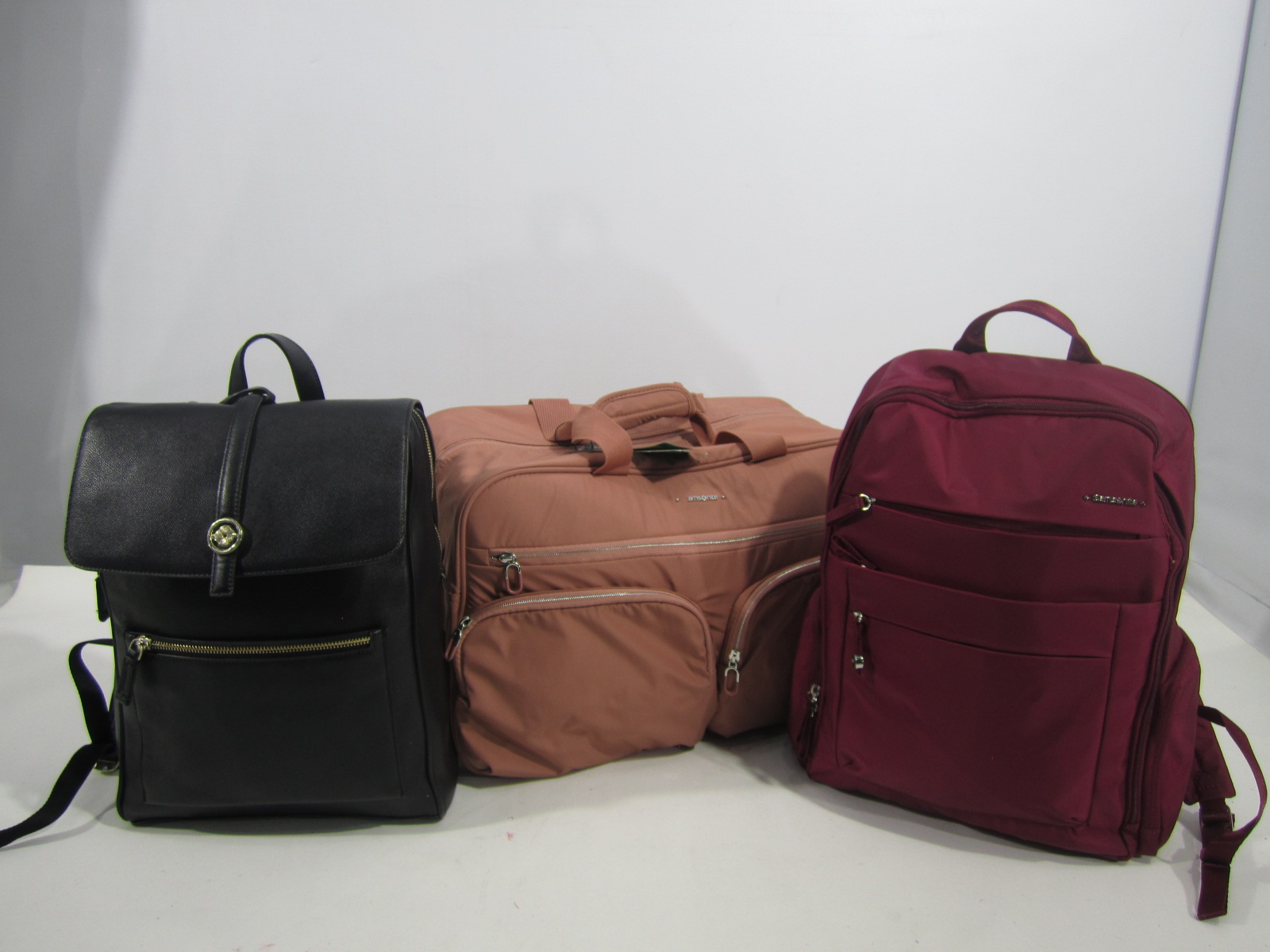 3 PZAS MOCHILAS MARCA RECONOCIDA