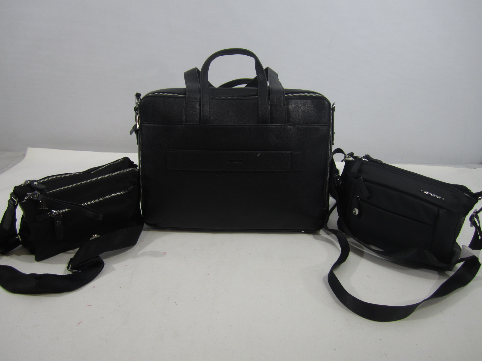 3 PZAS BOLSOS DE MANO DIVERSOS