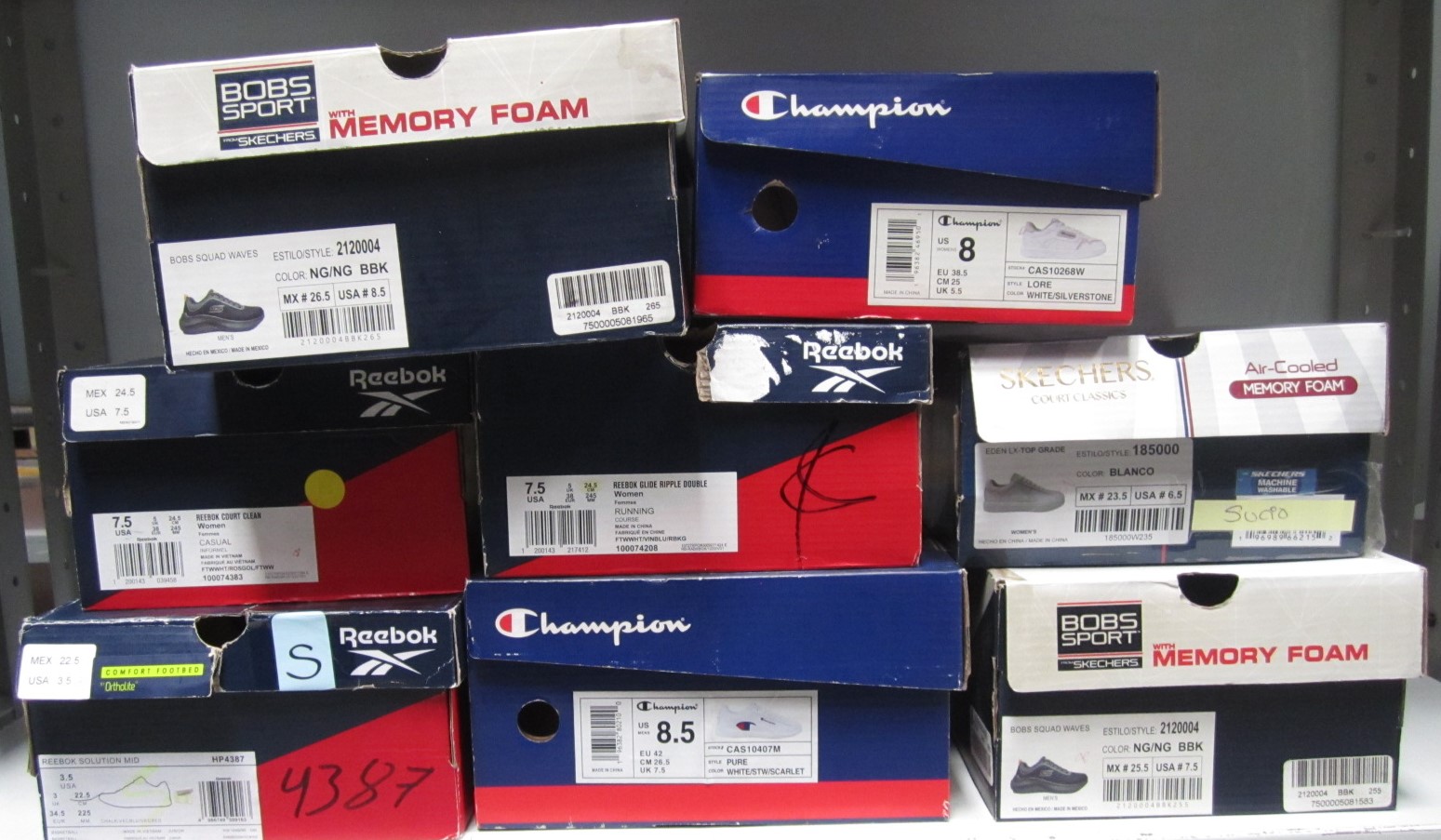 8 PARES APROX DE TENIS DIVERSOS