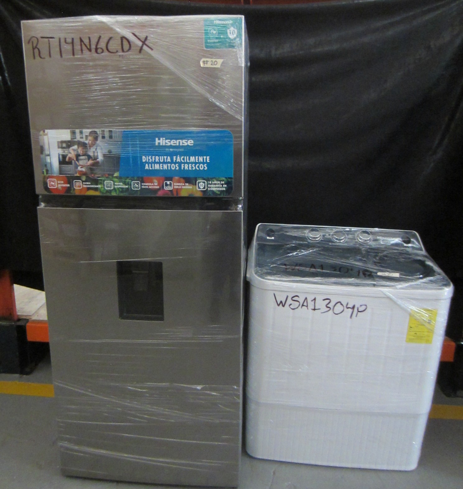 1 LAVADORA Y 1 REFRIGERADOR