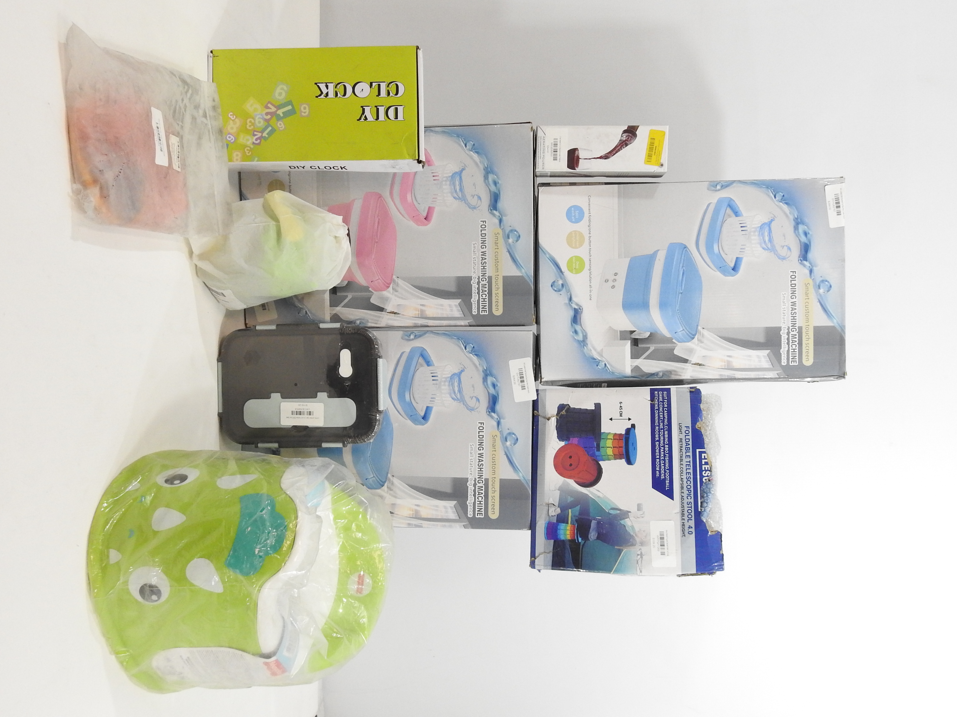 28 PZAS APROX DE BIENES DIVERSOS COMO: SENSOR DE OXÍGENO, MINI LAVADORA PORTÁTIL, RELOJ DE PARED DIGITAL Y ETC.