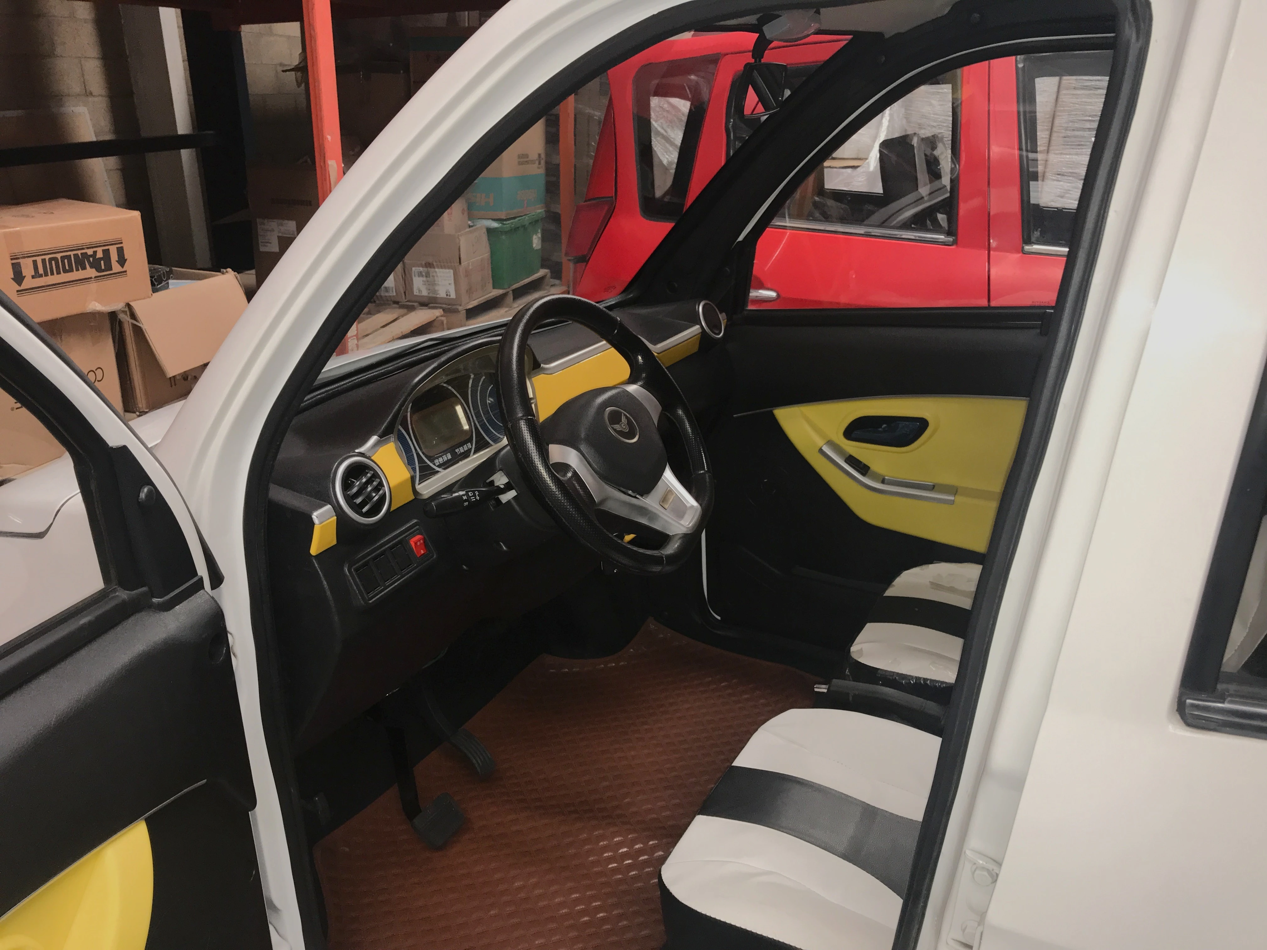 CARRO ELÉCTRICO BLANC0