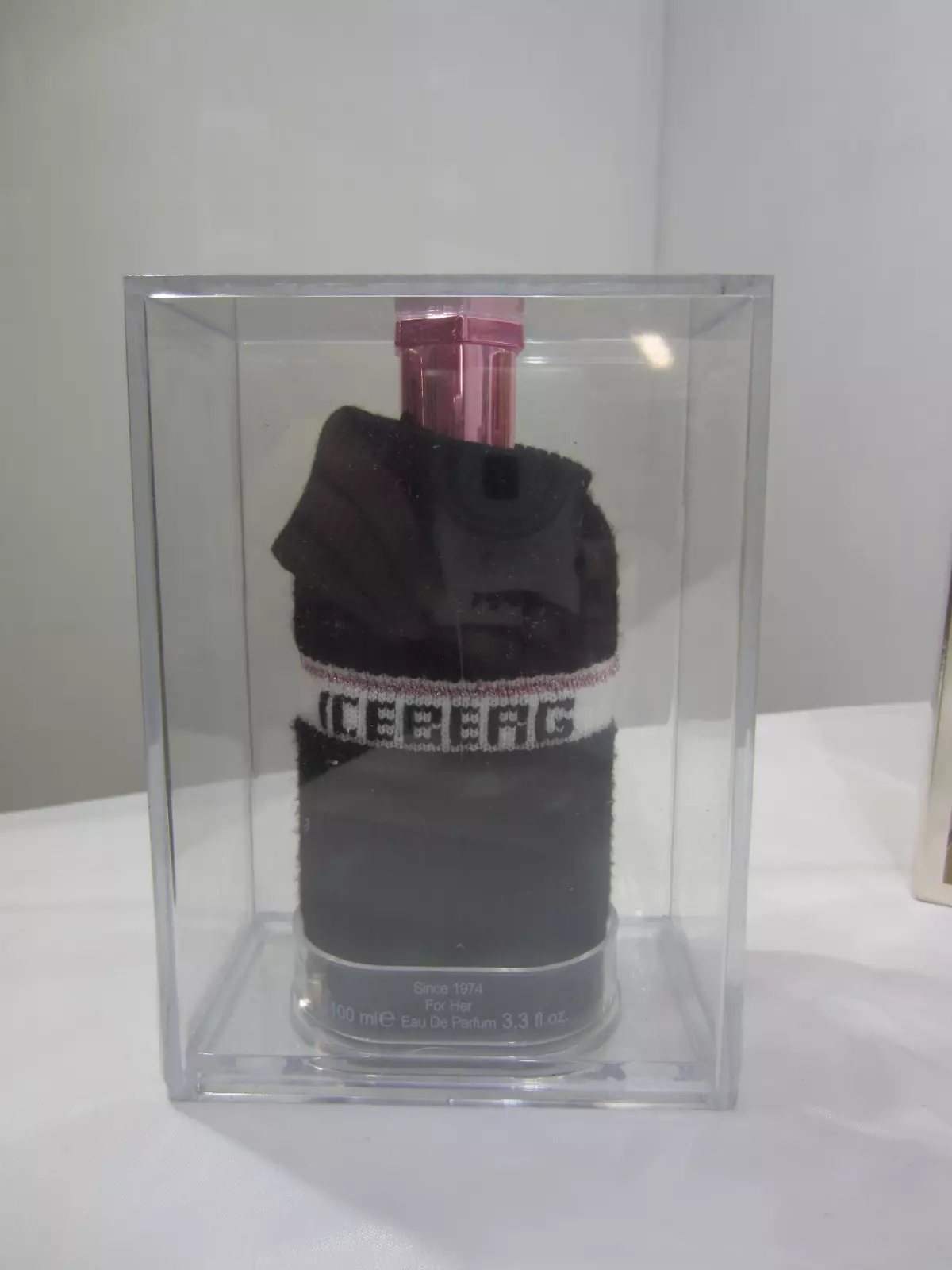 APROX. 20 PZAS. PERFUMES ORIGINALES DE MARCA RECONOCIDA.