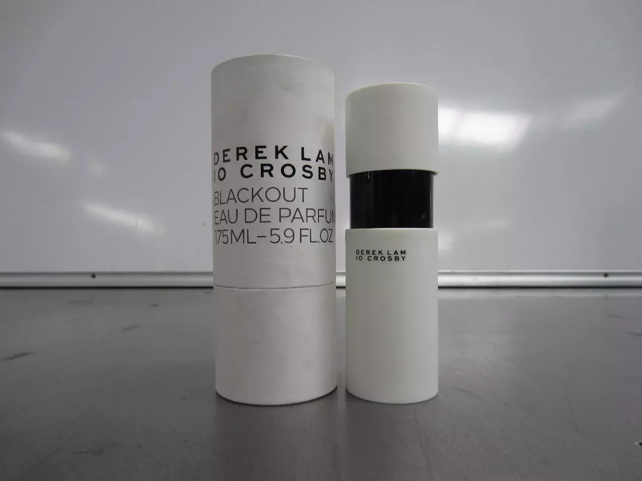 APROX. 20 PZAS. PERFUMES ORIGINALES DE MARCA RECONOCIDA.