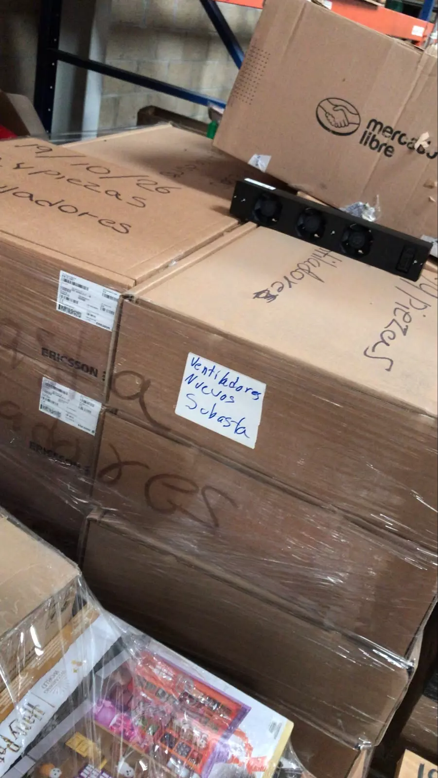 APROX 672 PZAS. DE VENTILADORES PARA RACK CON 3 ABANICOS.