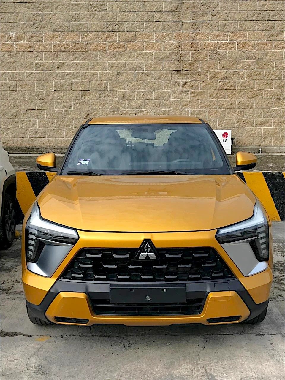 MITSUBISHI OUTLANDER SPORT SE CVT MODELO 2025