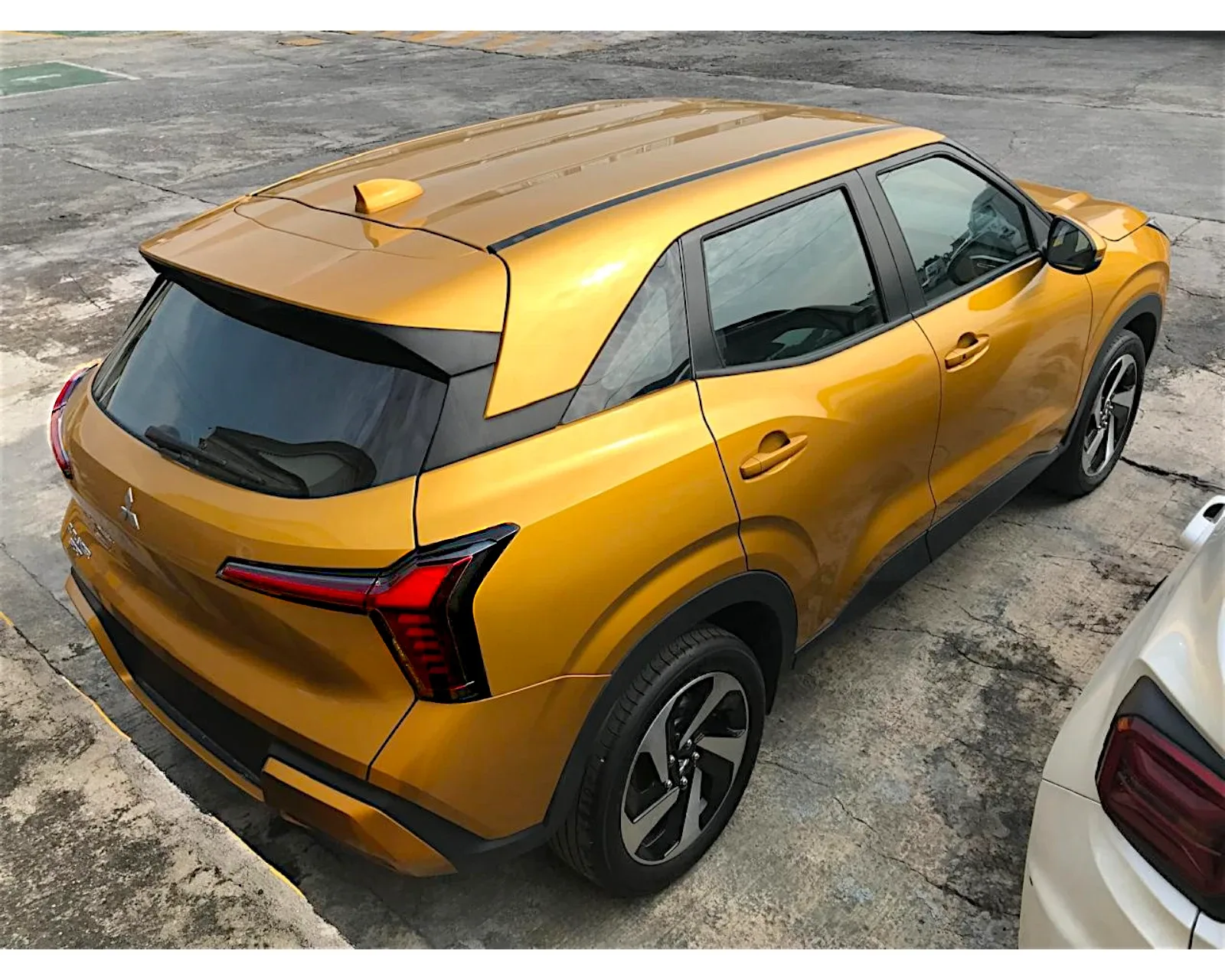 MITSUBISHI OUTLANDER SPORT SE CVT MODELO 2025
