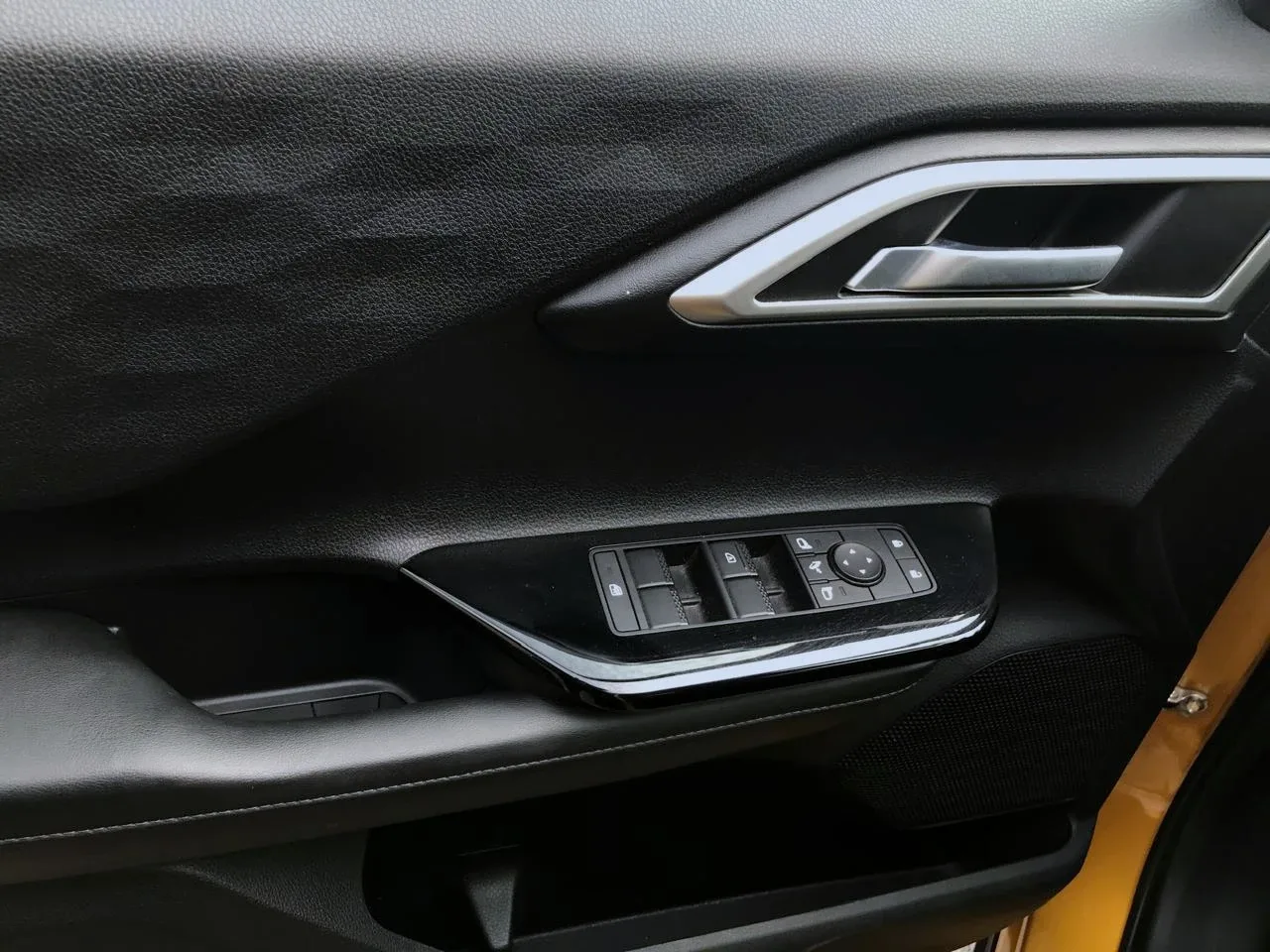 MITSUBISHI OUTLANDER SPORT SE CVT MODELO 2025