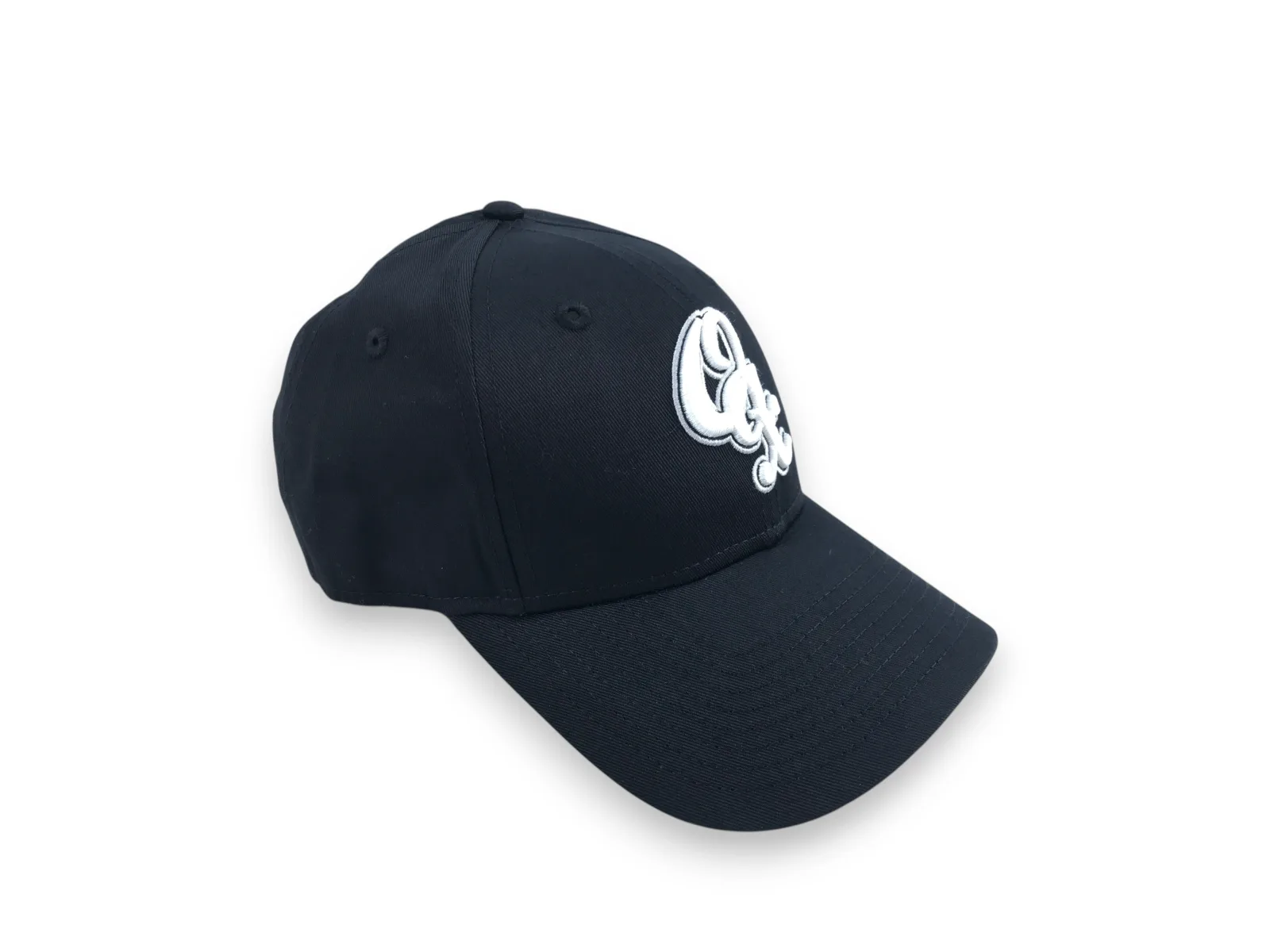 20 PZAS. APROX. GORRAS NEW ERA.