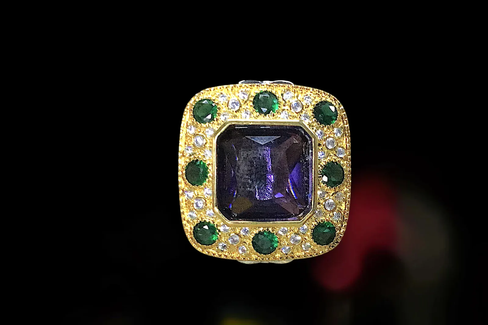 ANILLO CON GEMA, ,JOYERÍA FINA DE BISUTERÍA DE ALTA RESISTENCIA Y DURABILIDAD.