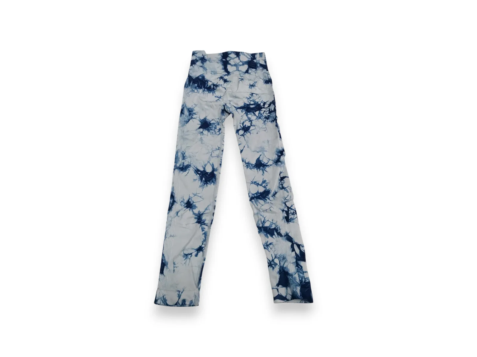 APROX. 47 PZAS. ROPA DAMA