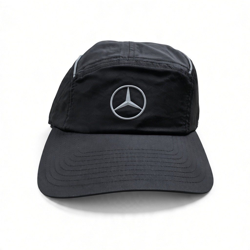 4 GORRAS ORIGINALES.